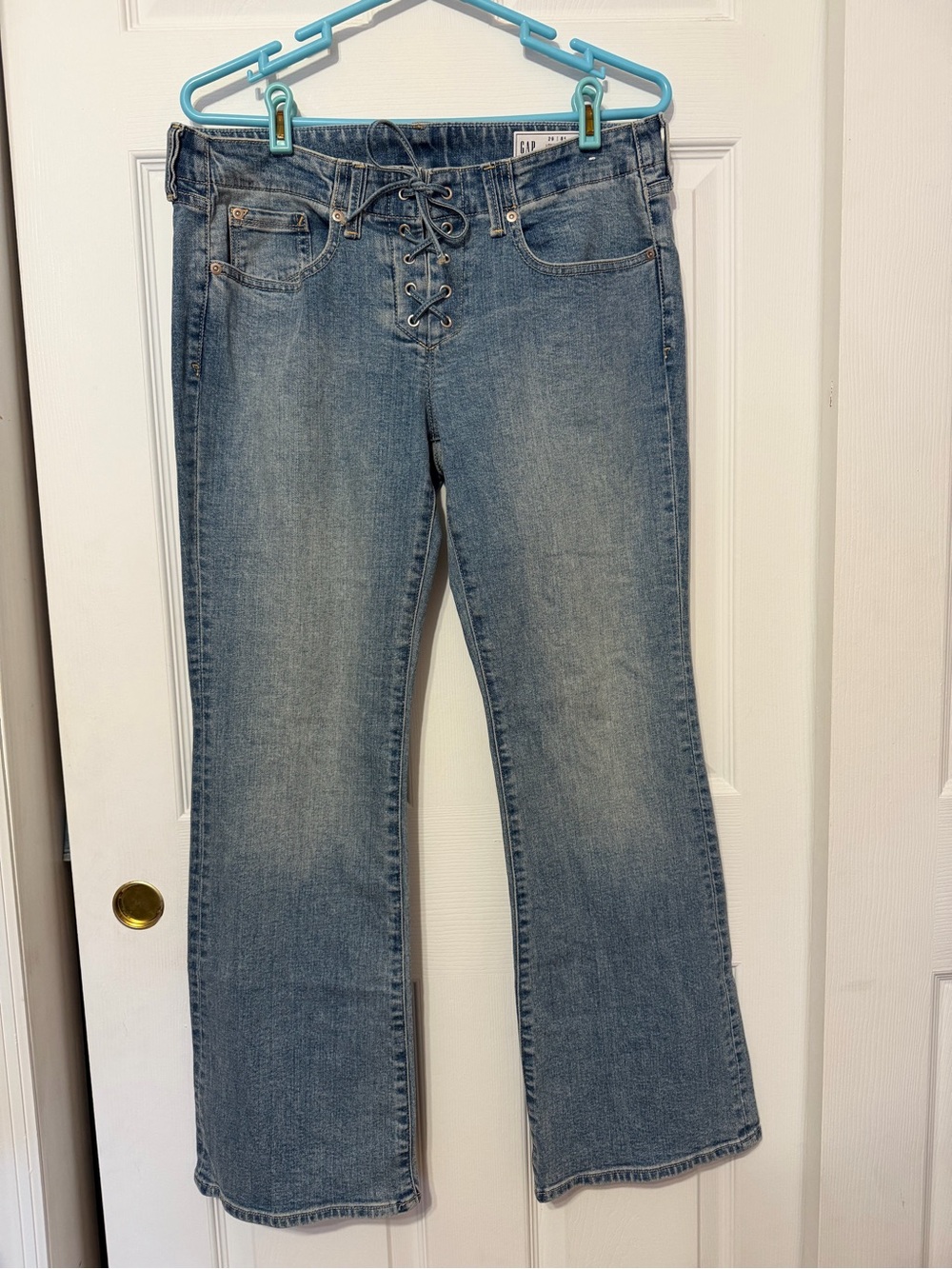 GAP Long & Lean Low Rise Lace-Up Front Flare Jeans - Size 29 / 8 Short